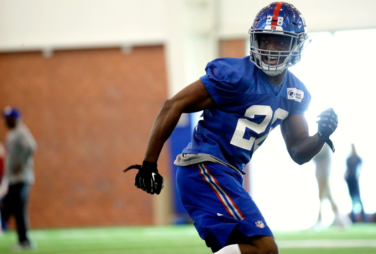2016-0729-New-York-Giants-training-camp-Eli-Apple.jpg